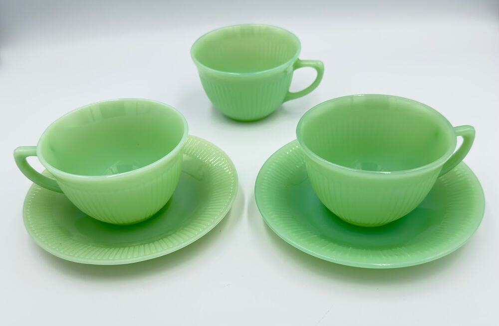 Fire King Coffee Tea Cup & Saucer Jane Ray JadeIte by ANCHOR HOCKING 5pc Set